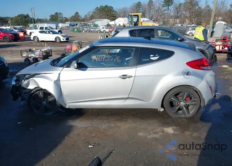 2015 Hyundai Veloster z USA, uszkodzony, nr VIN KMHTC6AD4FU221056